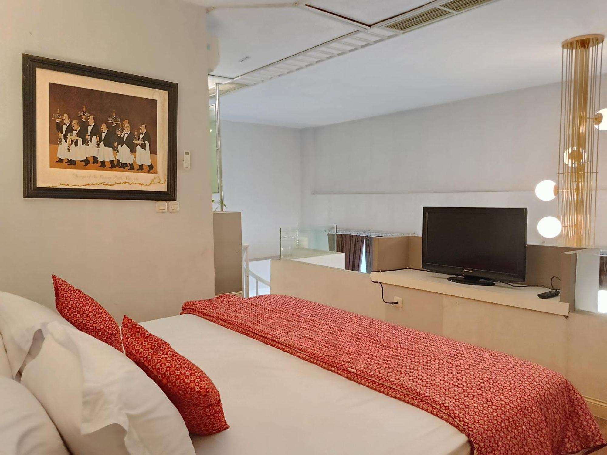 Lux Tychi Hotel Маланг Екстериор снимка